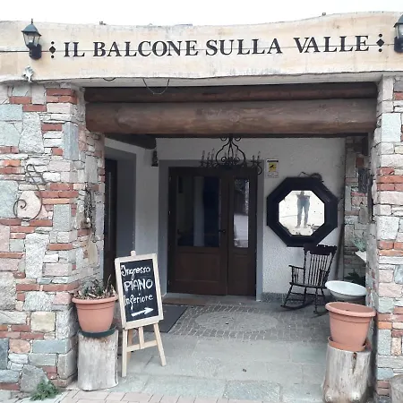 Il Balcone Sulla Valle Farma *