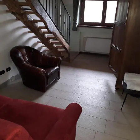 Il Balcone Sulla Valle Farma *